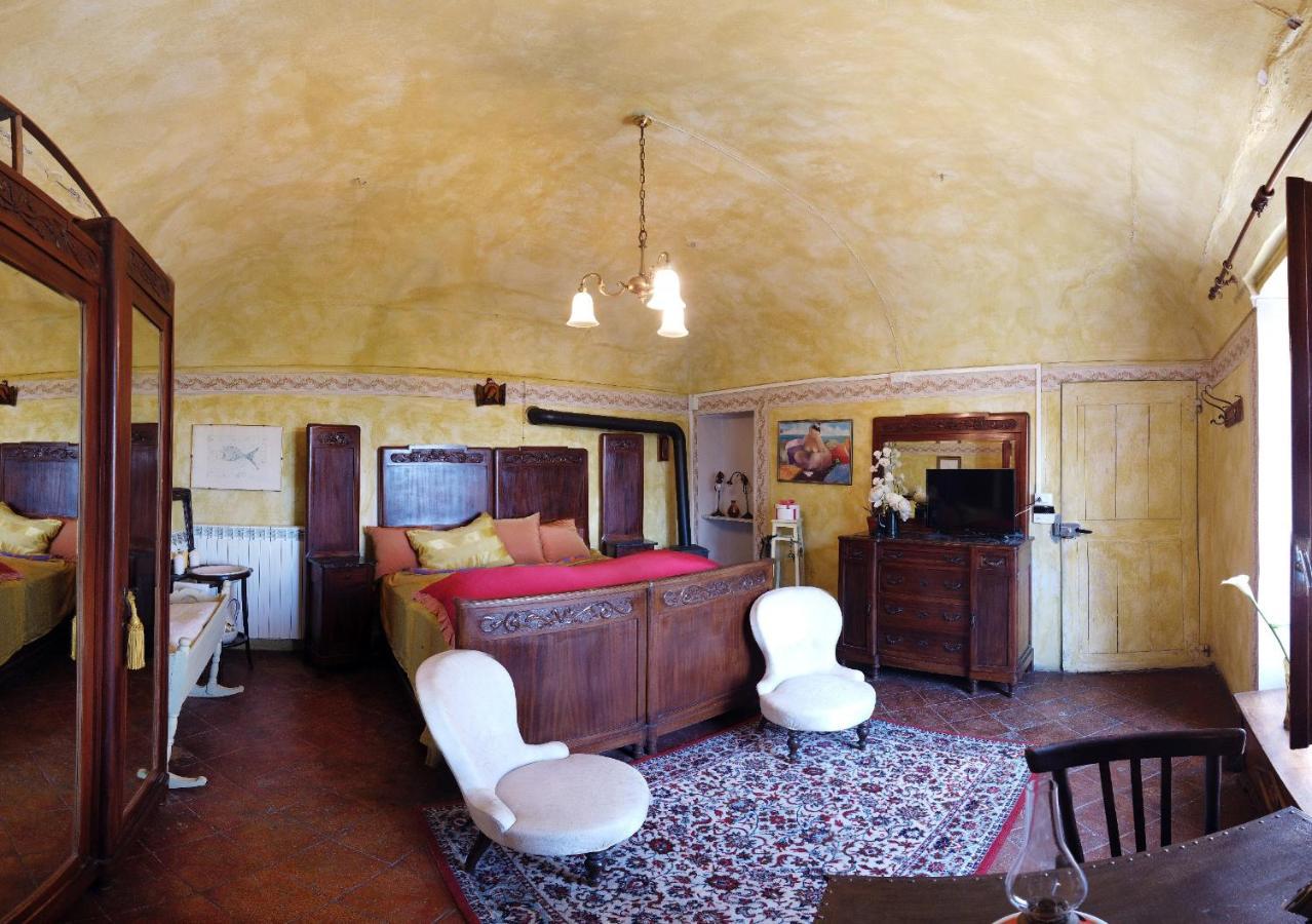 B&B Il Casale Di Andrea & Simona Camino Exteriör bild